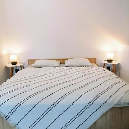 Apartahotel Drnovec 3*